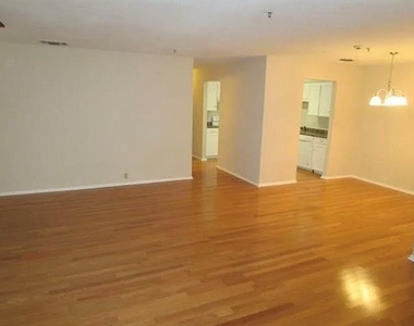5212 Cordova Avenue - Photo Thumbnail 2