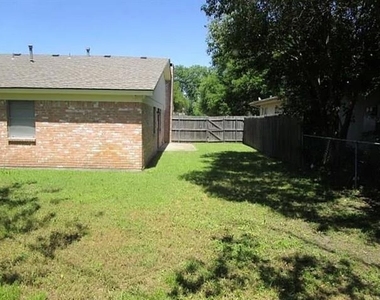 5212 Cordova Avenue - Photo Thumbnail 16