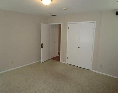 5212 Cordova Avenue - Photo Thumbnail 12