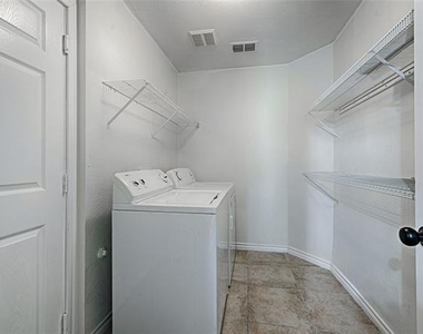2629 Terrace Drive - Photo Thumbnail 19