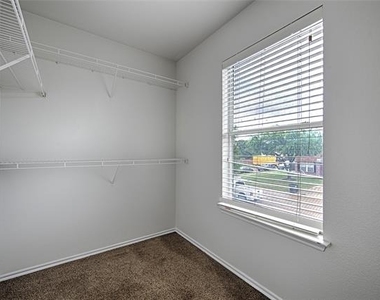 2629 Terrace Drive - Photo Thumbnail 18