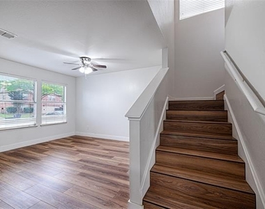 2629 Terrace Drive - Photo Thumbnail 12