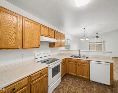 11417 W Amber Trail - Photo Thumbnail 11