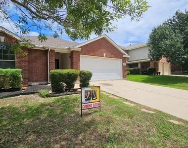 9324 Warren Drive - Photo Thumbnail 15