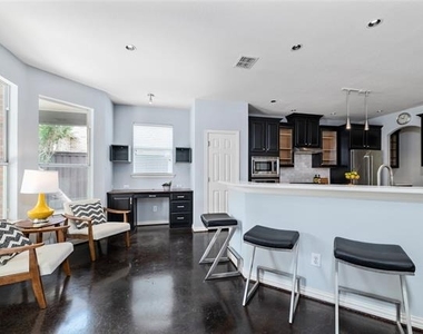 15171 Alstone Drive - Photo Thumbnail 9