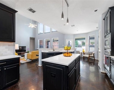 15171 Alstone Drive - Photo Thumbnail 11