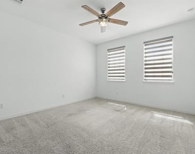 211 Harper Street - Photo Thumbnail 6