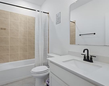 211 Harper Street - Photo Thumbnail 11