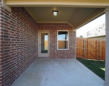 3732 Borderdale Lane - Photo Thumbnail 12