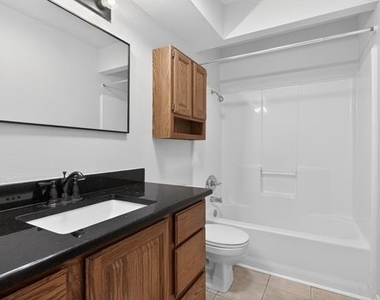 5301 Tartan Circle - Photo Thumbnail 21