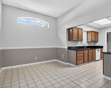 5301 Tartan Circle - Photo Thumbnail 7