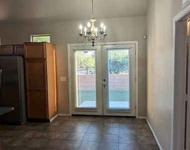 9857 E Empress Avenue - Photo Thumbnail 4