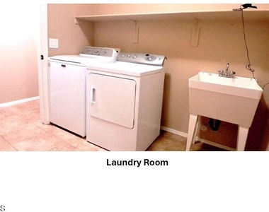 613 W Stanley Avenue - Photo Thumbnail 17
