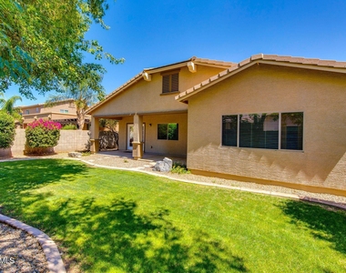 613 W Stanley Avenue - Photo Thumbnail 41