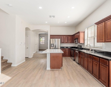 1405 W Pelican Court - Photo Thumbnail 7