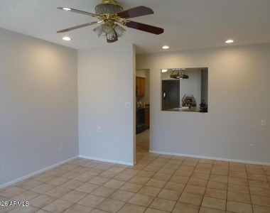 946 E Loma Vista Drive - Photo Thumbnail 2