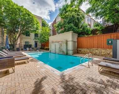 3210 Carlisle Street - Photo Thumbnail 23