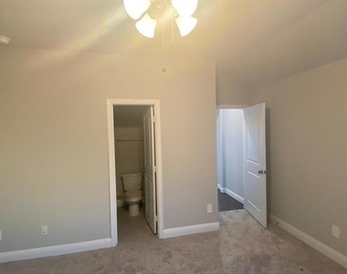 1410 Brindle Drive - Photo Thumbnail 7