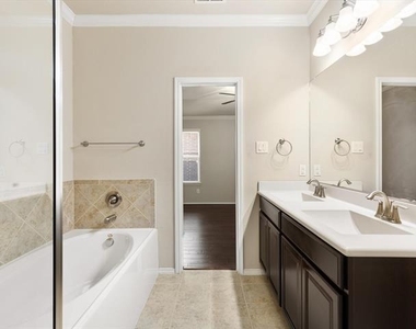 14437 Mainstay Way - Photo Thumbnail 18