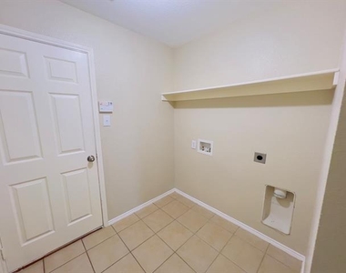 1210 Antoinette Drive - Photo Thumbnail 22