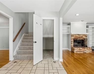 9351 Highedge Circle - Photo Thumbnail 9