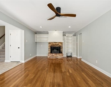 9351 Highedge Circle - Photo Thumbnail 8