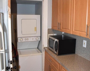 940 Bignonia Road - Photo Thumbnail 6