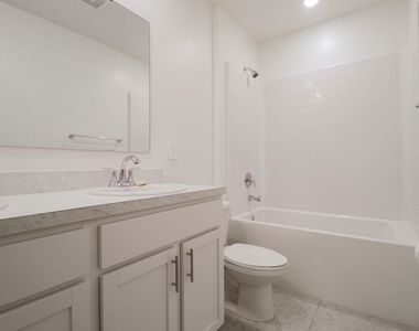 2061 Se Mantua Street - Photo Thumbnail 18