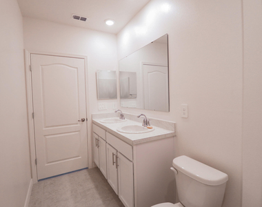 2061 Se Mantua Street - Photo Thumbnail 17