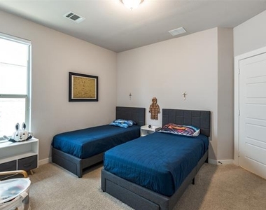 3509 Clara Drive - Photo Thumbnail 17