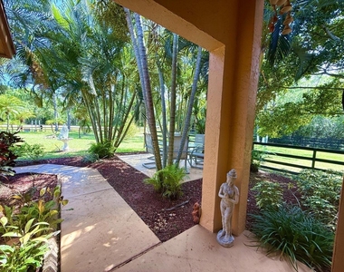 14765 Northlake Boulevard - Photo Thumbnail 13