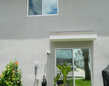 3345 Liberty Square Way - Photo Thumbnail 16