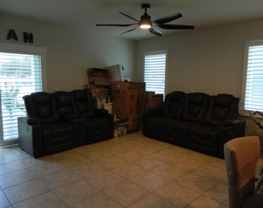 3345 Liberty Square Way - Photo Thumbnail 6