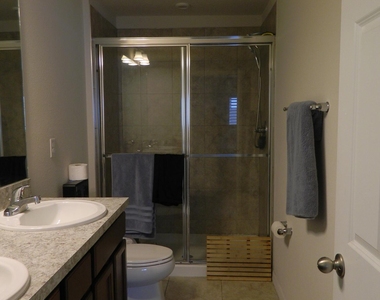 3345 Liberty Square Way - Photo Thumbnail 13