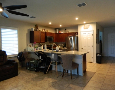3345 Liberty Square Way - Photo Thumbnail 2