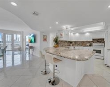 4020 Galt Ocean Drive - Photo Thumbnail 4