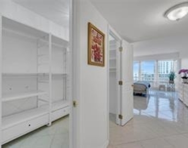 4020 Galt Ocean Drive - Photo Thumbnail 36