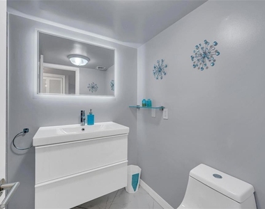 4020 Galt Ocean Drive - Photo Thumbnail 32