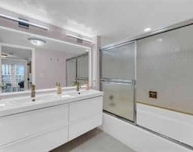 4020 Galt Ocean Drive - Photo Thumbnail 29