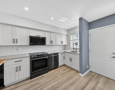 505 Ne 20th Avenue - Photo Thumbnail 5