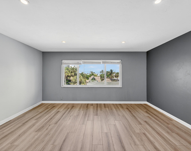 505 Ne 20th Avenue - Photo Thumbnail 25