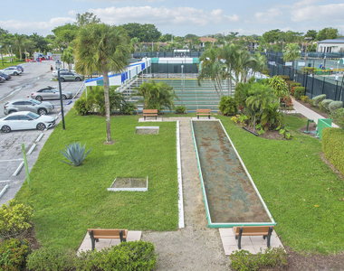 13679 Date Palm Court - Photo Thumbnail 33