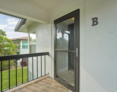 13679 Date Palm Court - Photo Thumbnail 1