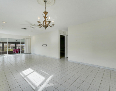 13679 Date Palm Court - Photo Thumbnail 17