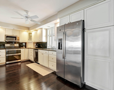 100 S Beach Road - Photo Thumbnail 15