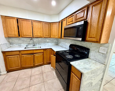 5730 Nw 27th Court - Photo Thumbnail 26
