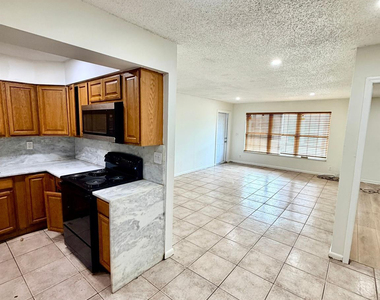 5730 Nw 27th Court - Photo Thumbnail 19