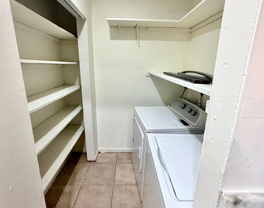 5730 Nw 27th Court - Photo Thumbnail 15