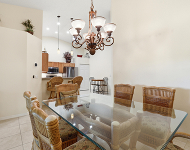 9363 Bridgeport Drive - Photo Thumbnail 15