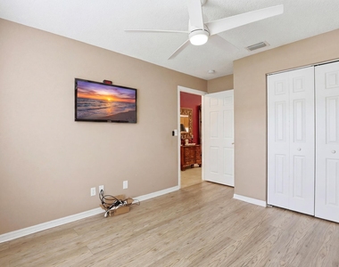 9363 Bridgeport Drive - Photo Thumbnail 20